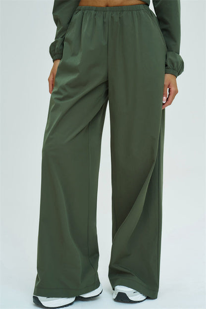 The Svelte UV protection Crop Hoodie Sweatpants 2-Piece Set